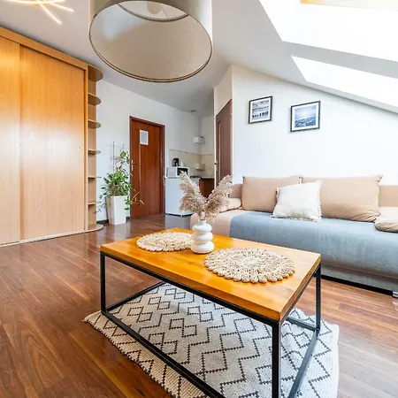 Max - - - Restauracja - Basen Üdülőpark