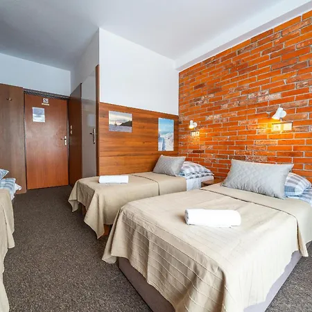 Max - - - Restauracja - Basen *