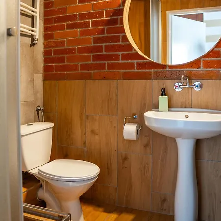 Max - - - Restauracja - Basen Üdülőpark