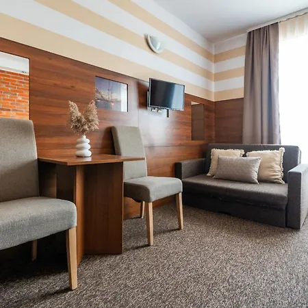 Holiday park Max - - - Restauracja - Basen