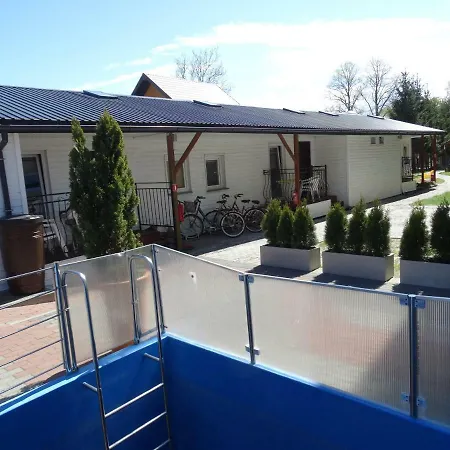 Max - - - Restauracja - Basen Üdülőpark *