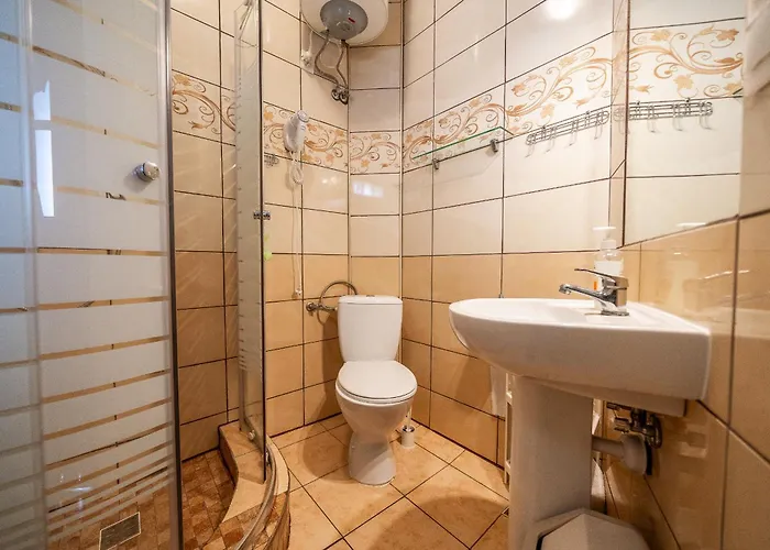 Max - - - Restauracja - Basen *