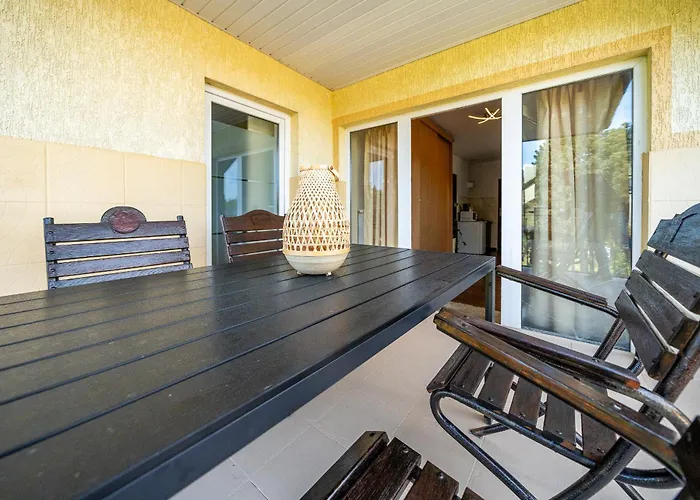 Max - - - Restauracja - Basen