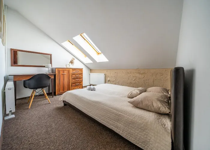 Max - - - Restauracja - Basen Holiday park