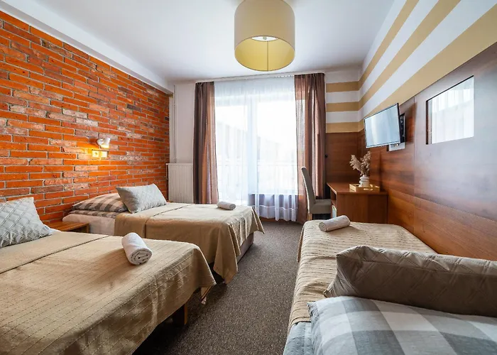 Max - - - Restauracja - Basen *