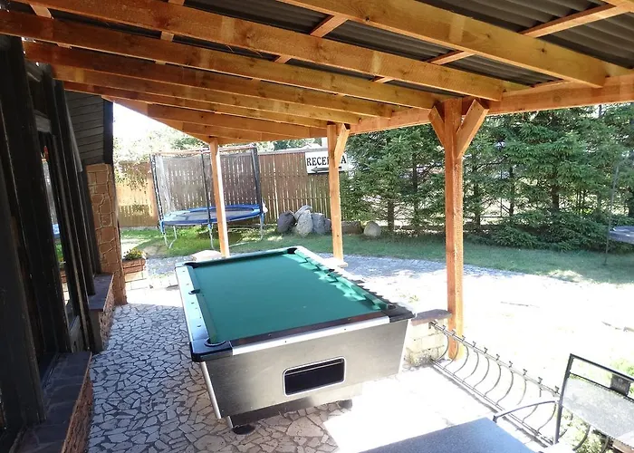 Max - - - Restauracja - Basen