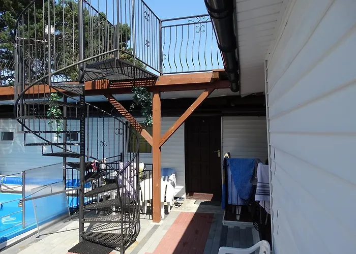 Max - - - Restauracja - Basen